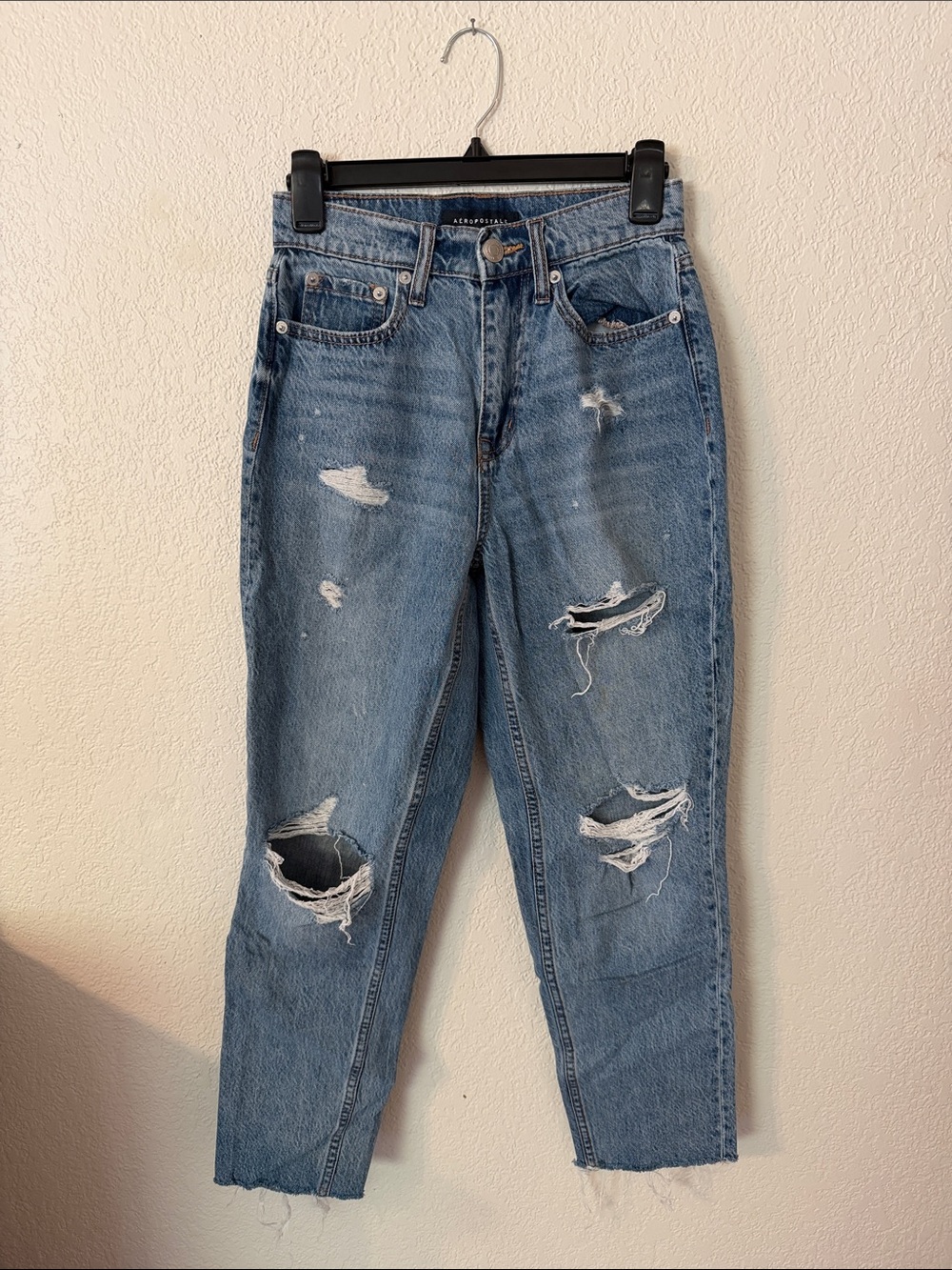 Aeropostale Distressed Curvy Mom Jeans - Classic Blue Wash